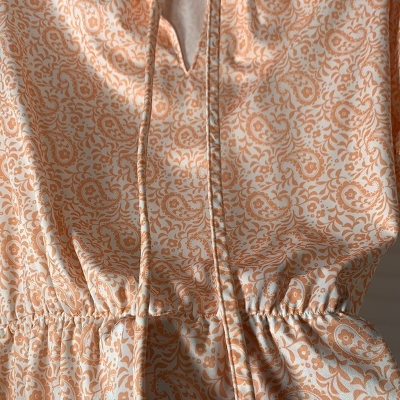 Rrrruss peach and white paisley peplum top short sleeve small - Picture 4 of 6